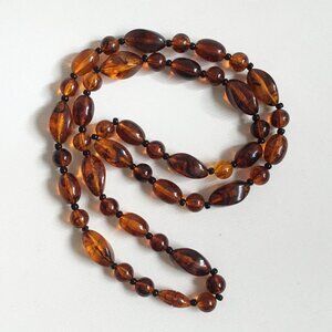 Lucite Faux Amber Swirl Marble Beaded Necklace